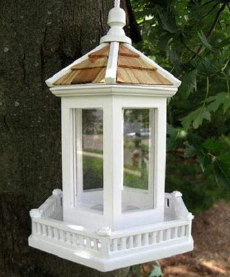 Post or Pole Mount Bird Feeders