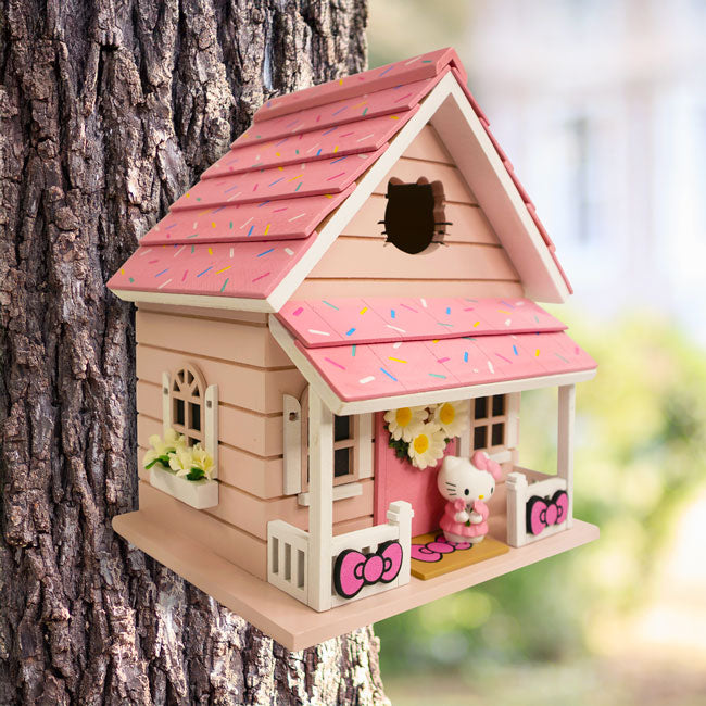 Hello Kitty Iconic Bird House, Pink | BirdHousesAndBaths.com
