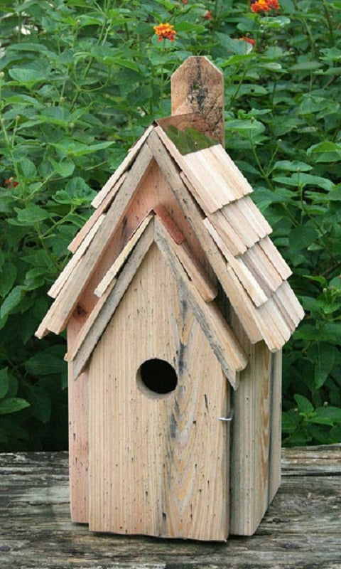 Bluebird Manor Bird House, Natural - BirdHousesAndBaths.com